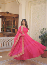 Prepossessing Looking Gown In Pink Colour